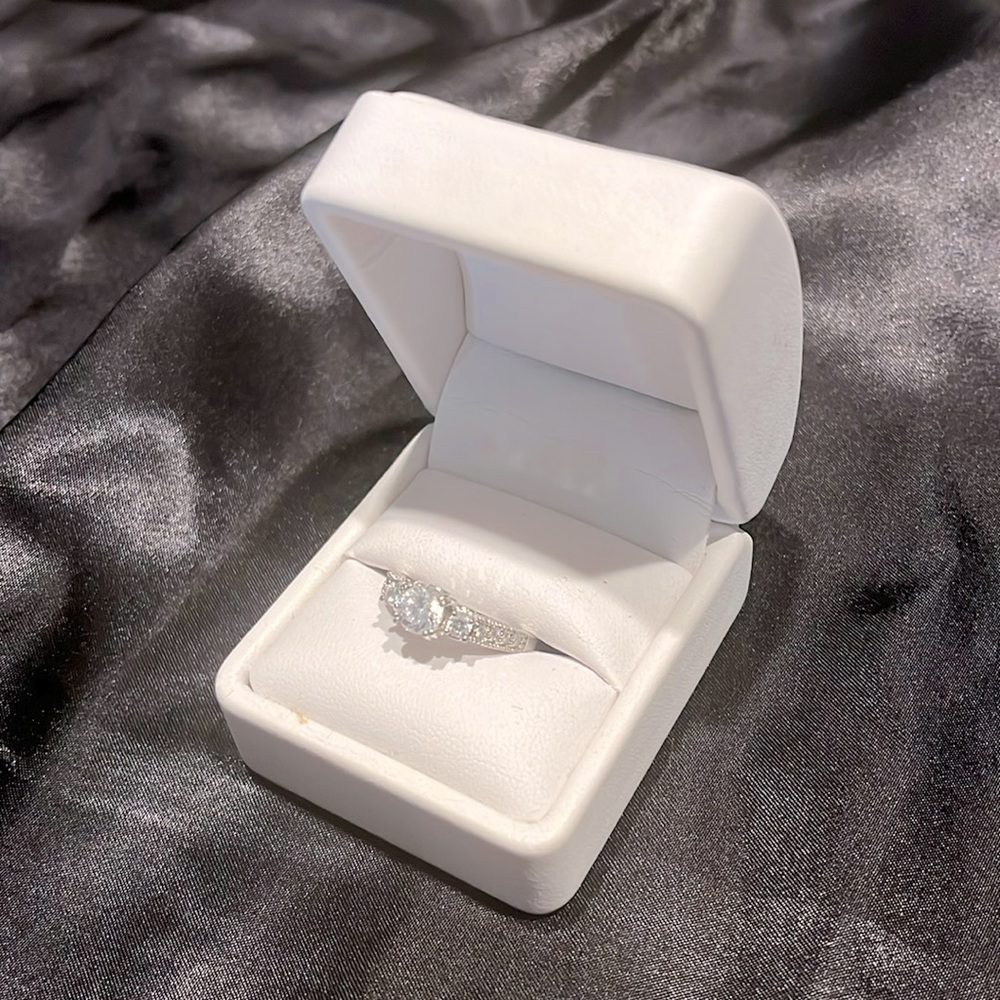 False diamond costume jewelry ring